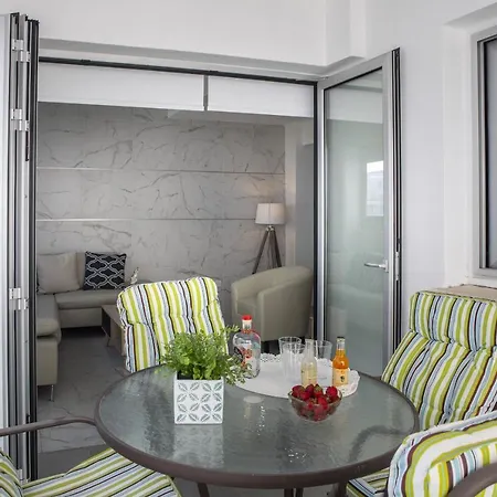 Apartamento Finikoudes Lárnaca